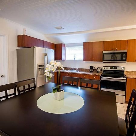 3 Bedroom Miami Home 15 Minutes To The Beach Ngoại thất bức ảnh
