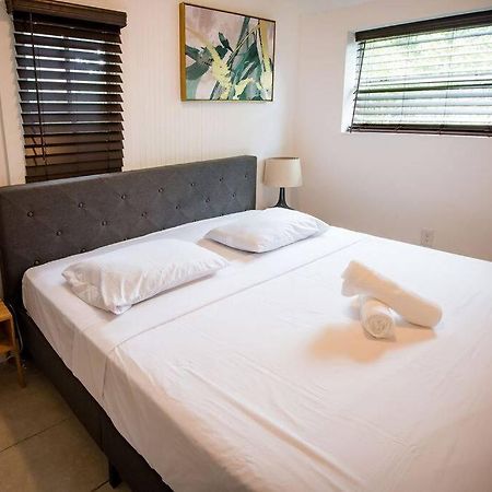 3 Bedroom Miami Home 15 Minutes To The Beach Ngoại thất bức ảnh