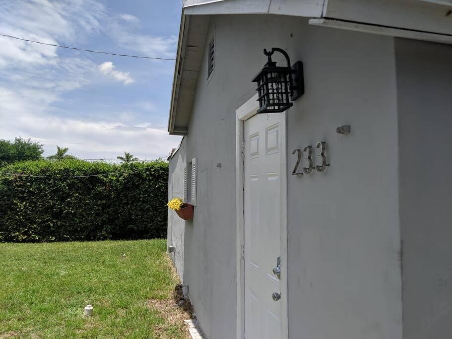 3 Bedroom Miami Home 15 Minutes To The Beach Ngoại thất bức ảnh